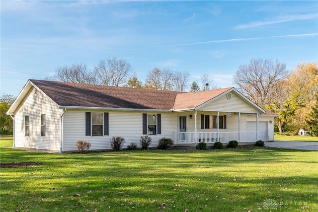 6764 Bethelville Drive, New Carlisle, OH 45344