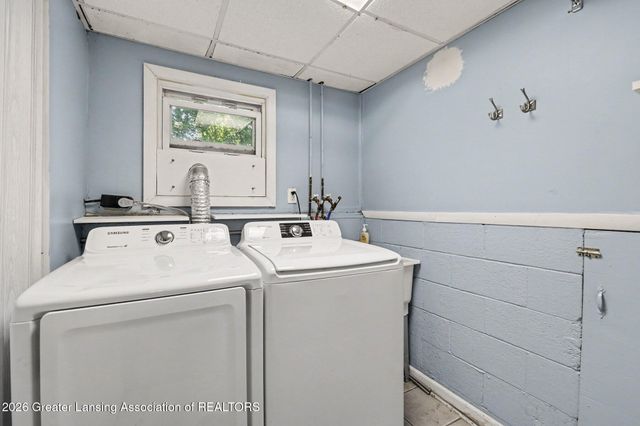 1538 Cahill Drive, East Lansing, MI 48823