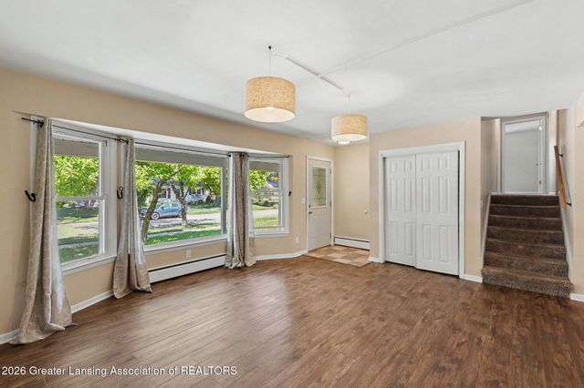 1538 Cahill Drive, East Lansing, MI 48823
