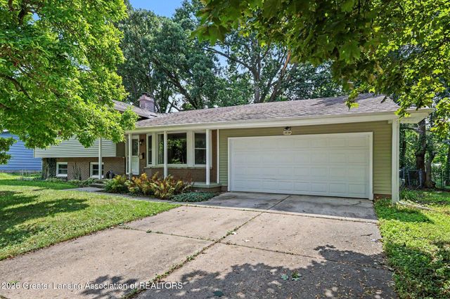 1538 Cahill Drive, East Lansing, MI 48823