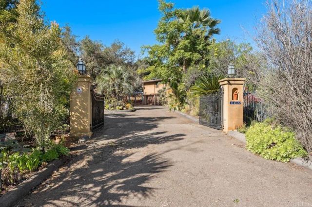 1449 Bernita Way, El Cajon, CA 92020