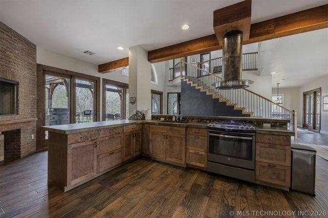 28255 E 6th Place, Catoosa, OK 74015