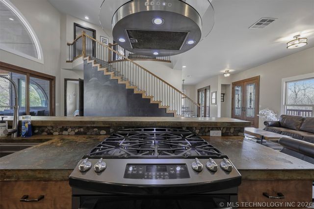28255 E 6th Place, Catoosa, OK 74015