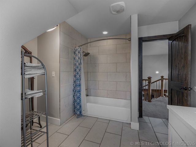 28255 E 6th Place, Catoosa, OK 74015