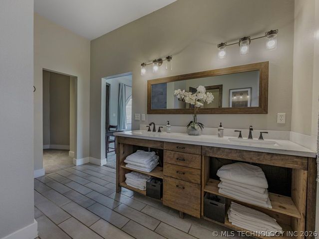 28255 E 6th Place, Catoosa, OK 74015