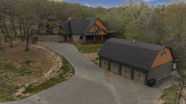 28255 E 6th Place, Catoosa, OK 74015