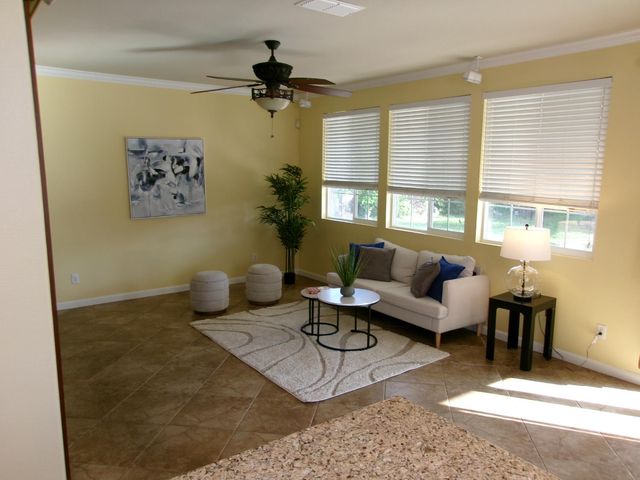 8146 Suarez Way, Elk Grove, CA 95757