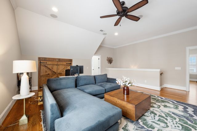 1008 Caldwell Ave, Nashville, TN 37204