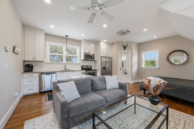 1008 Caldwell Ave, Nashville, TN 37204