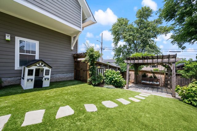1008 Caldwell Ave, Nashville, TN 37204