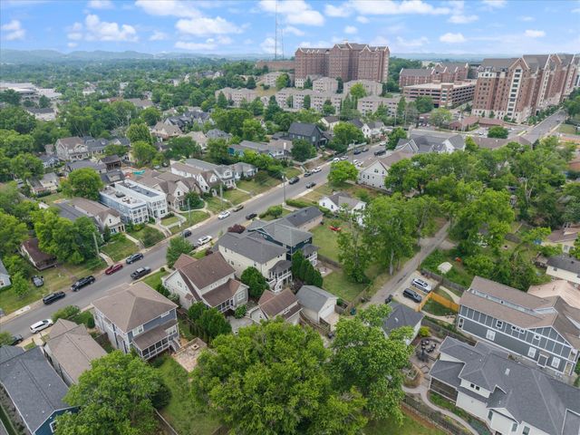 1008 Caldwell Ave, Nashville, TN 37204