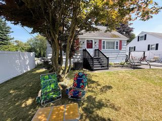 89 Bunker Hill Ave 1, Lowell, MA 01850