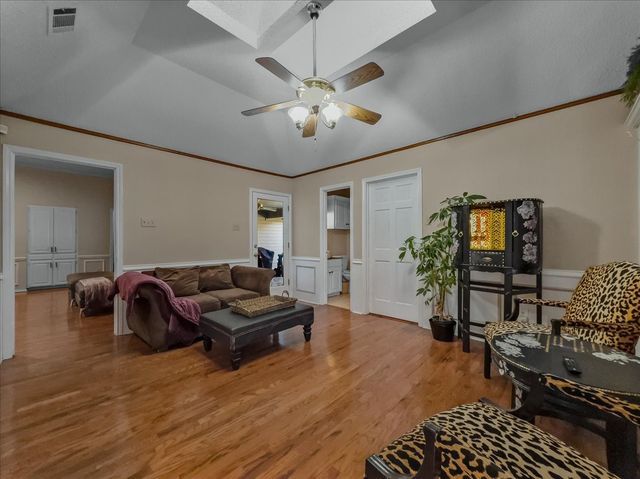 1821 Montauk Way, Desoto, TX 75115