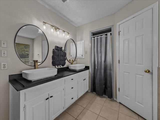 1821 Montauk Way, Desoto, TX 75115