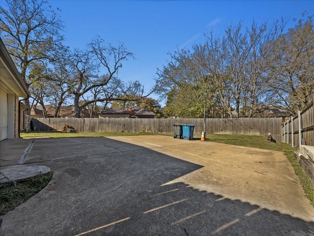 1821 Montauk Way, Desoto, TX 75115