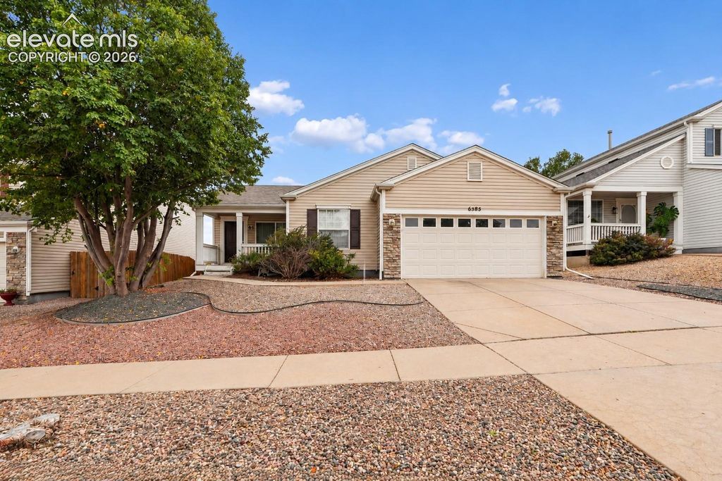 6585 Sonny Blue Drive, Colorado Springs, CO 80923 — photo 2