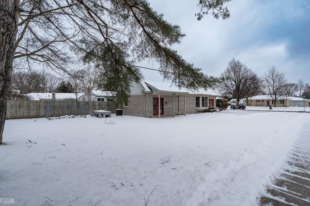 13498 Butler Drive, Sterling Heights, MI 48313