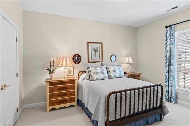 110 Corbridge Lane, Winston-salem, NC 27106