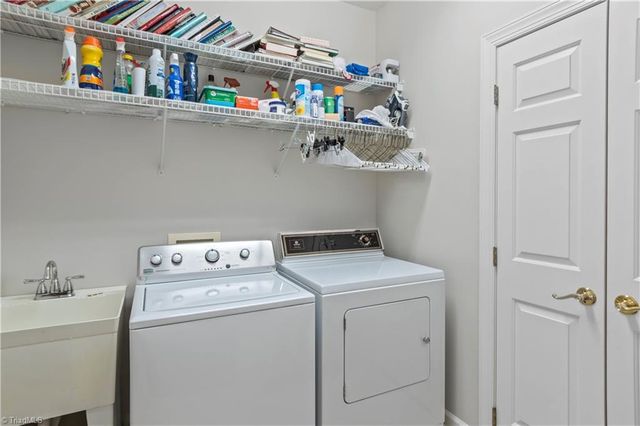 110 Corbridge Lane, Winston-salem, NC 27106