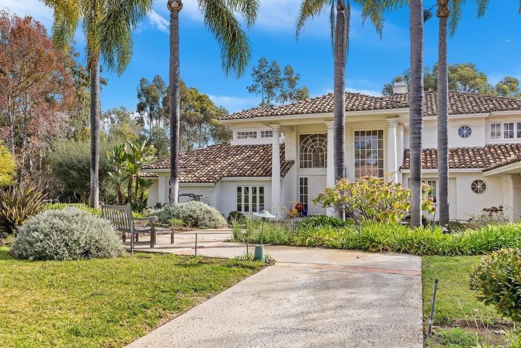 Image 3 of property listing at 6294 Calle Del Campanario, Rancho Santa Fe, CA 92067