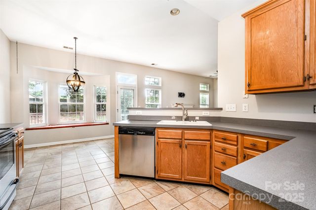 9121 Swallow Tail Lane, Charlotte, NC 28269