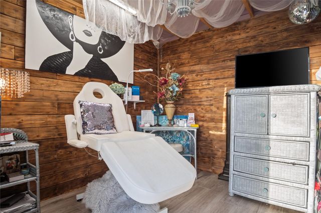 1129 Prides Lane, Crystal Beach, TX 77650