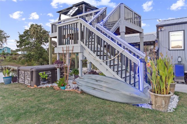 1129 Prides Lane, Crystal Beach, TX 77650