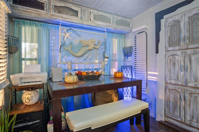 1129 Prides Lane, Crystal Beach, TX 77650