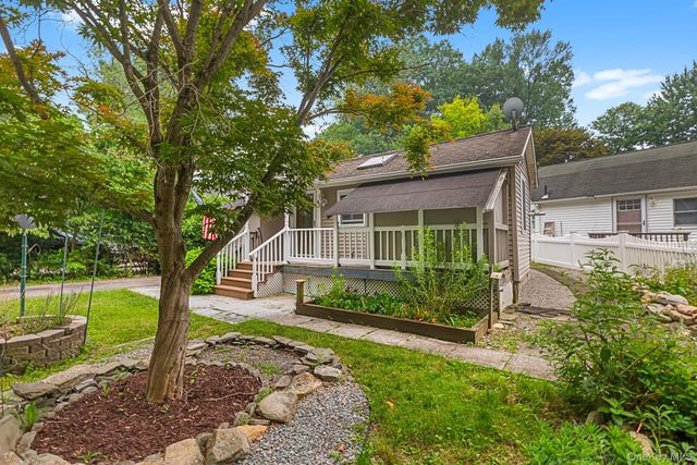 43 W Croton Drive, Carmel, NY 10512