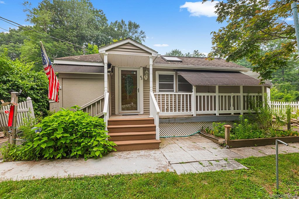 43 W Croton Drive, Carmel, NY 10512