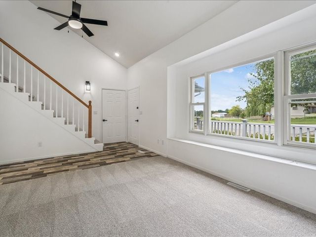 611 W Sovers Street, Solon, IA 52333