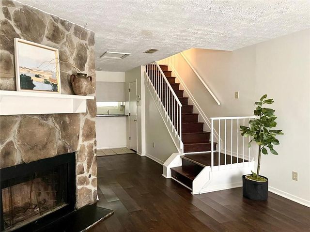 464 Prince of Wales, Stone Mountain, GA 30083