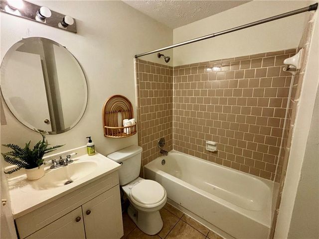 464 Prince of Wales, Stone Mountain, GA 30083