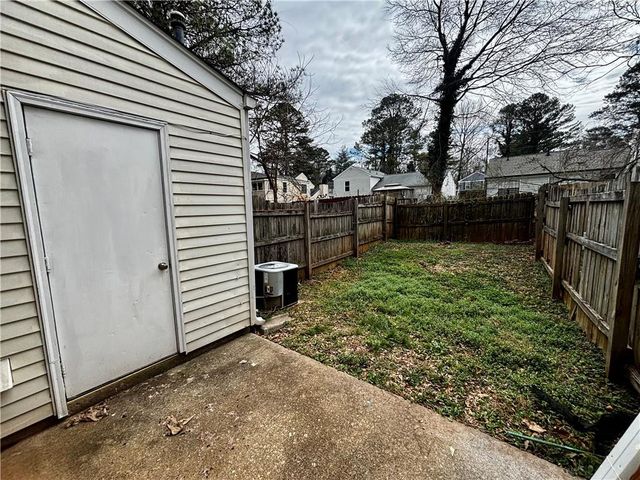 464 Prince of Wales, Stone Mountain, GA 30083