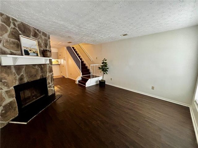 464 Prince of Wales, Stone Mountain, GA 30083