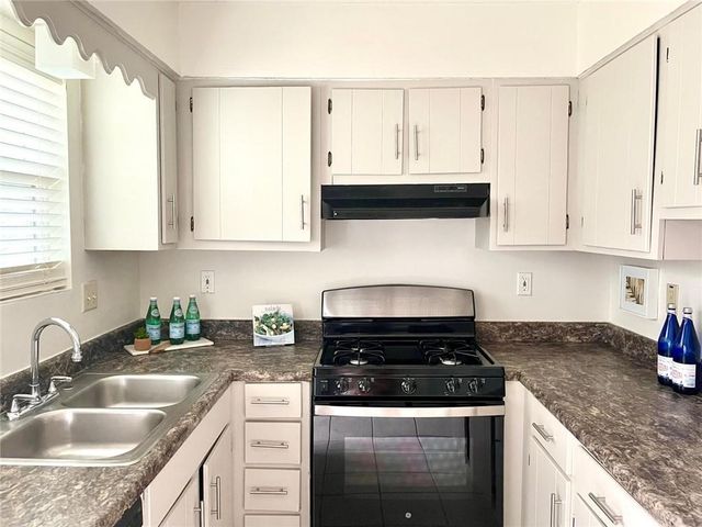 464 Prince of Wales, Stone Mountain, GA 30083