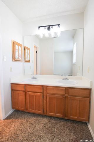 933 Schertz Parkway, Schertz, TX 78154