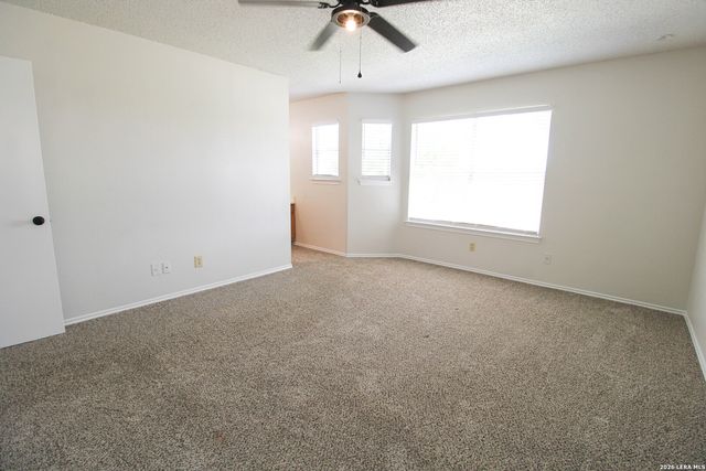 933 Schertz Parkway, Schertz, TX 78154