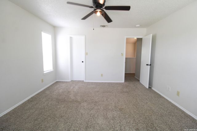 933 Schertz Parkway, Schertz, TX 78154