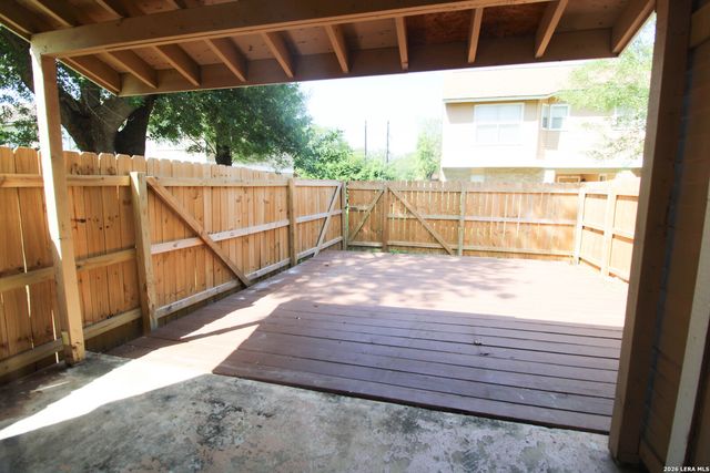 933 Schertz Parkway, Schertz, TX 78154