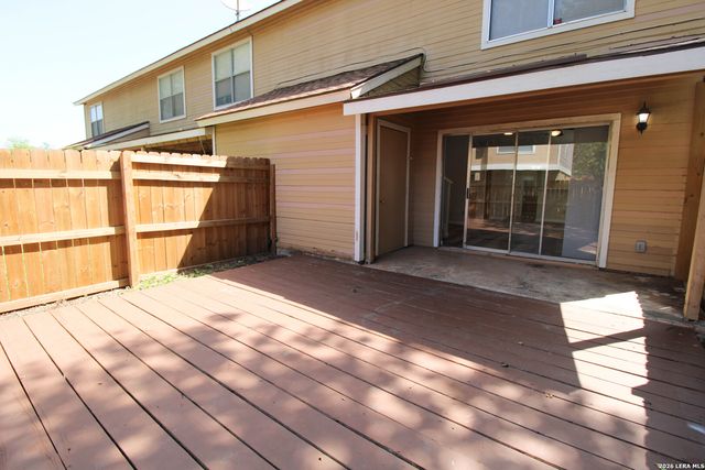 933 Schertz Parkway, Schertz, TX 78154