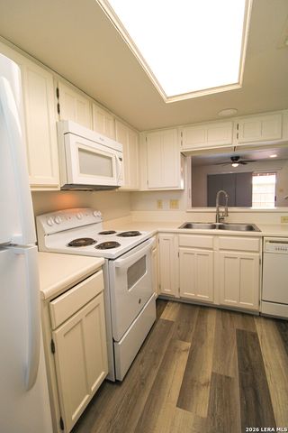 933 Schertz Parkway, Schertz, TX 78154