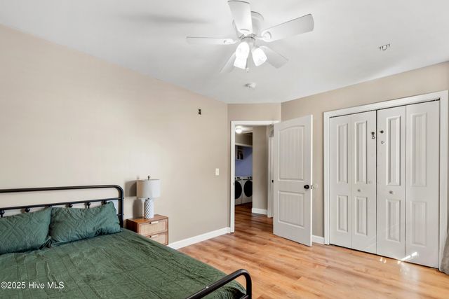 212 Deer Haven Drive, Richlands, NC 28574