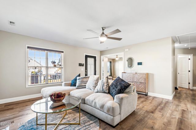 212 Deer Haven Drive, Richlands, NC 28574