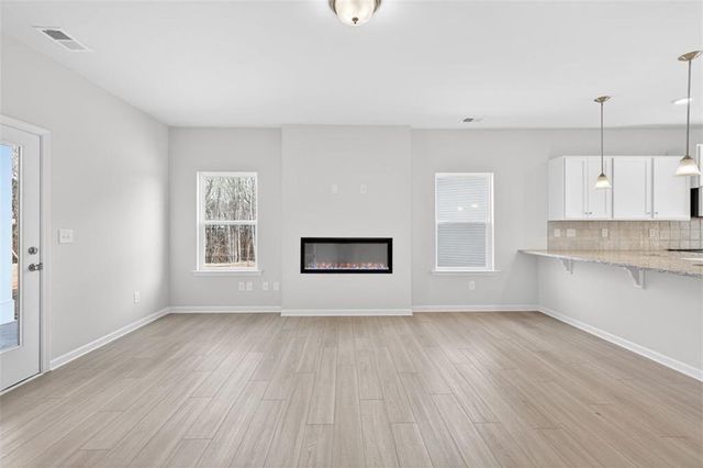 315 Bud Street, Hoschton, GA 30548