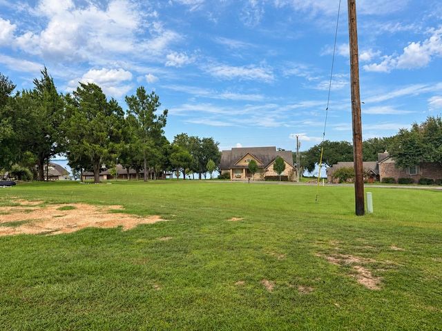 211 Cedar Crest Street, Coldspring, TX 77331
