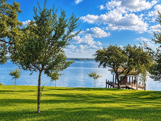211 Cedar Crest Street, Coldspring, TX 77331