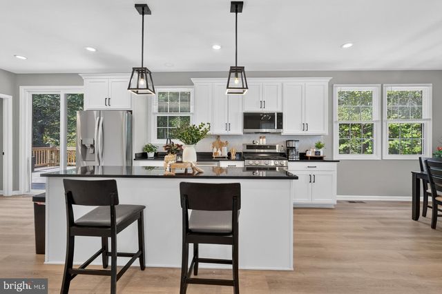 45 MELANIE HOLLOW LN, Fredericksburg, VA 22405