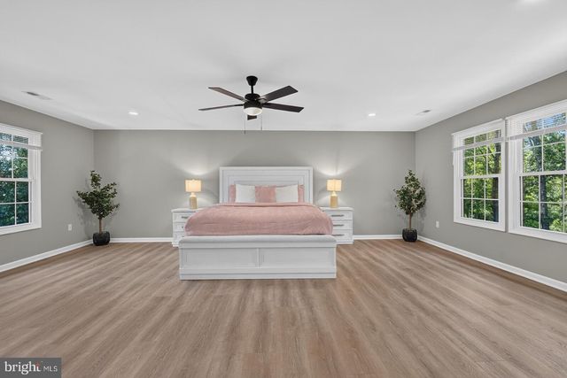 45 MELANIE HOLLOW LN, Fredericksburg, VA 22405