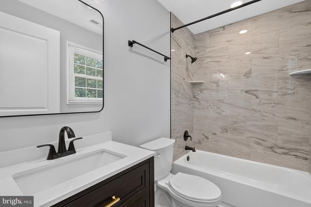 45 MELANIE HOLLOW LN, Fredericksburg, VA 22405